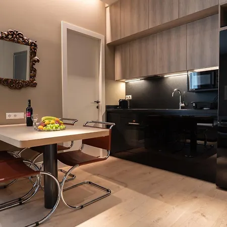 아파트 Syntagma Zairas Hideaway!