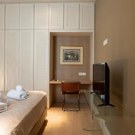 아파트 Syntagma Zairas Hideaway!